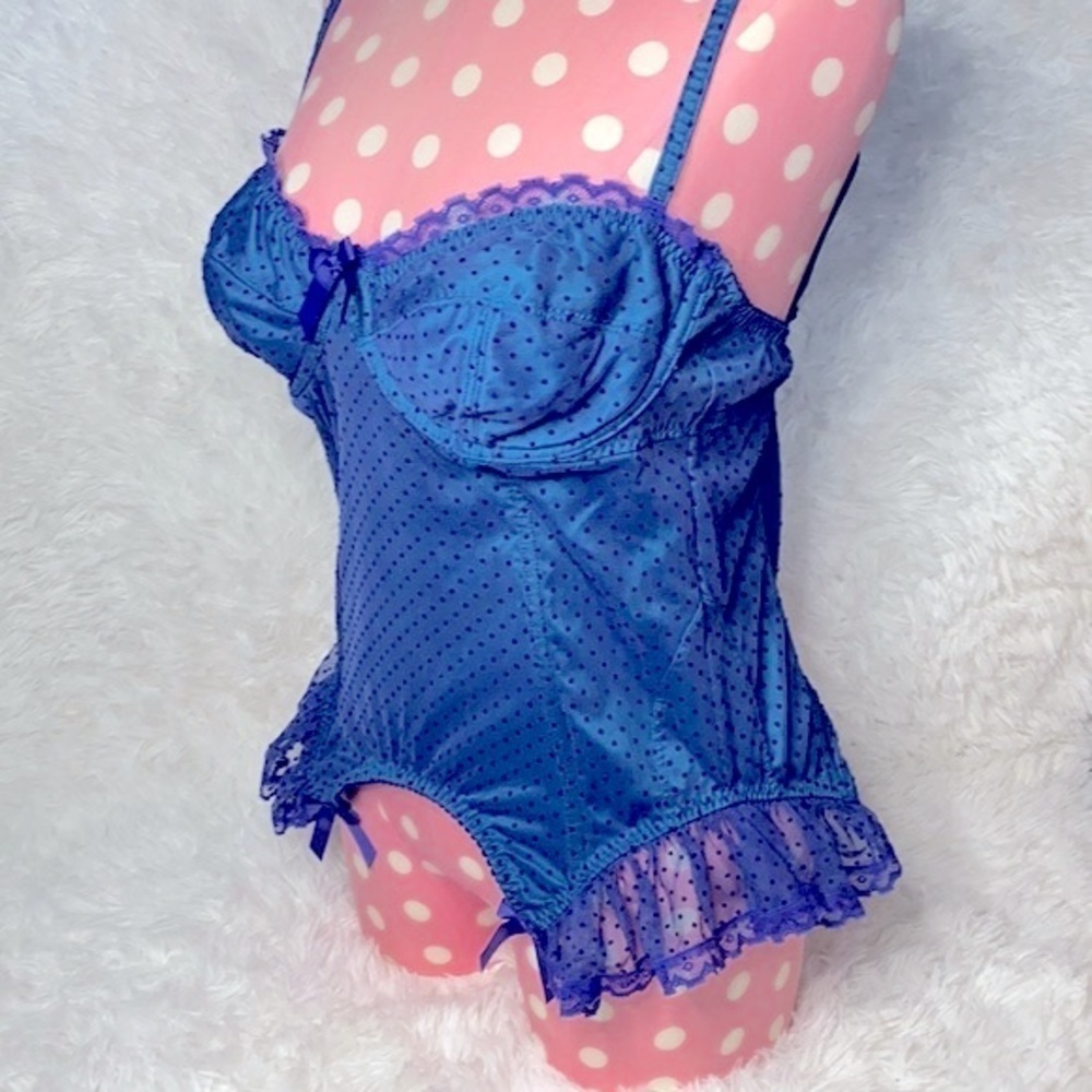 Victoria’s Secret vintage Y2K blue & purple polka dot corset top
